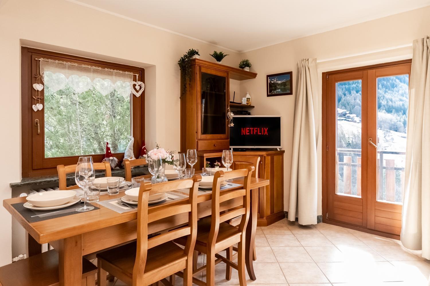 Relax & Sports -Cervinia- Maison Valtournenche Exterior photo